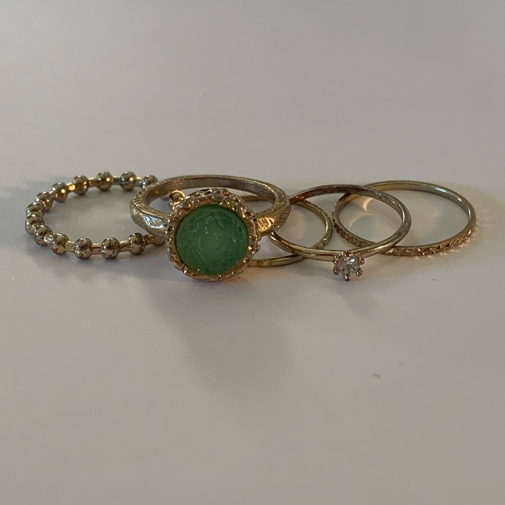 Francesca’s gold ring set